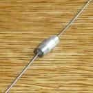 Kondensator 680 pF 630 V 20 % axial